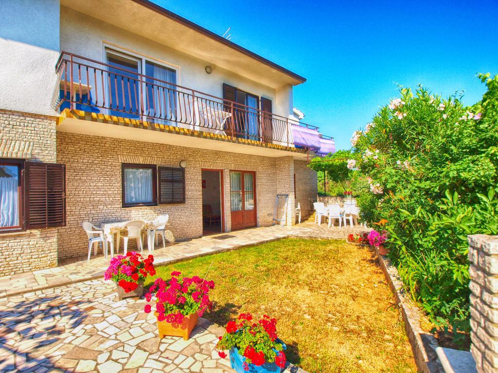 Apartments Kosovka 1398 Pjescana Uvala Exterior foto